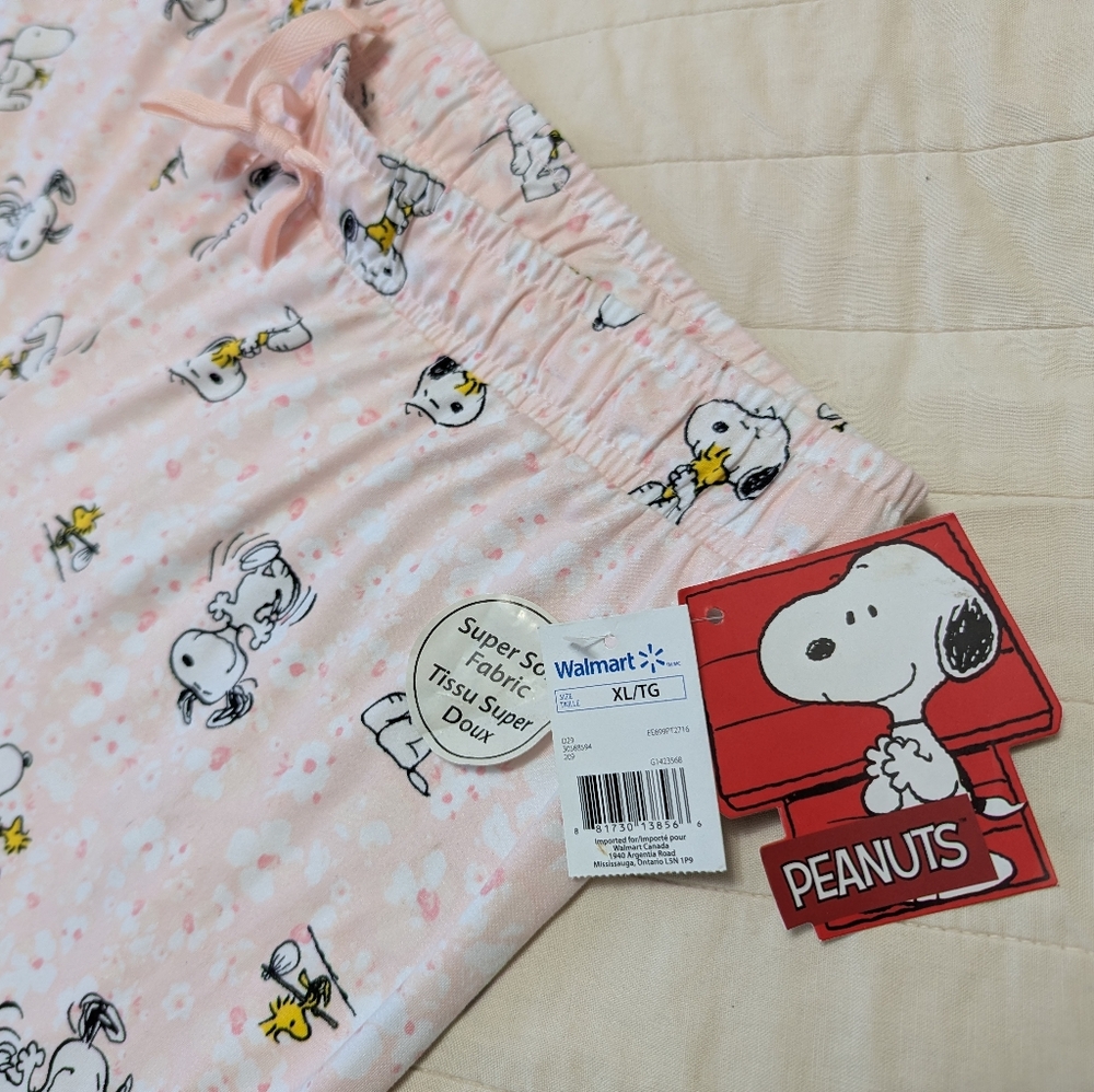 NWT Wallmart Pajama trousers XL, Soft Pink Peanuts pattern Snoopy and Woodstock